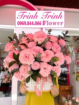 Giỏ hoa tươi chúc mừng ở Tân An, Long An của shop hoa tươi Trinh Trinh GCM-069