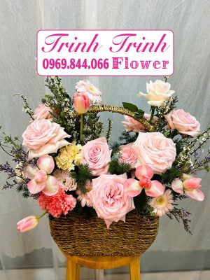 Giỏ hoa tươi chúc mừng ở Tân An, Long An của shop hoa tươi Trinh Trinh GCM-071