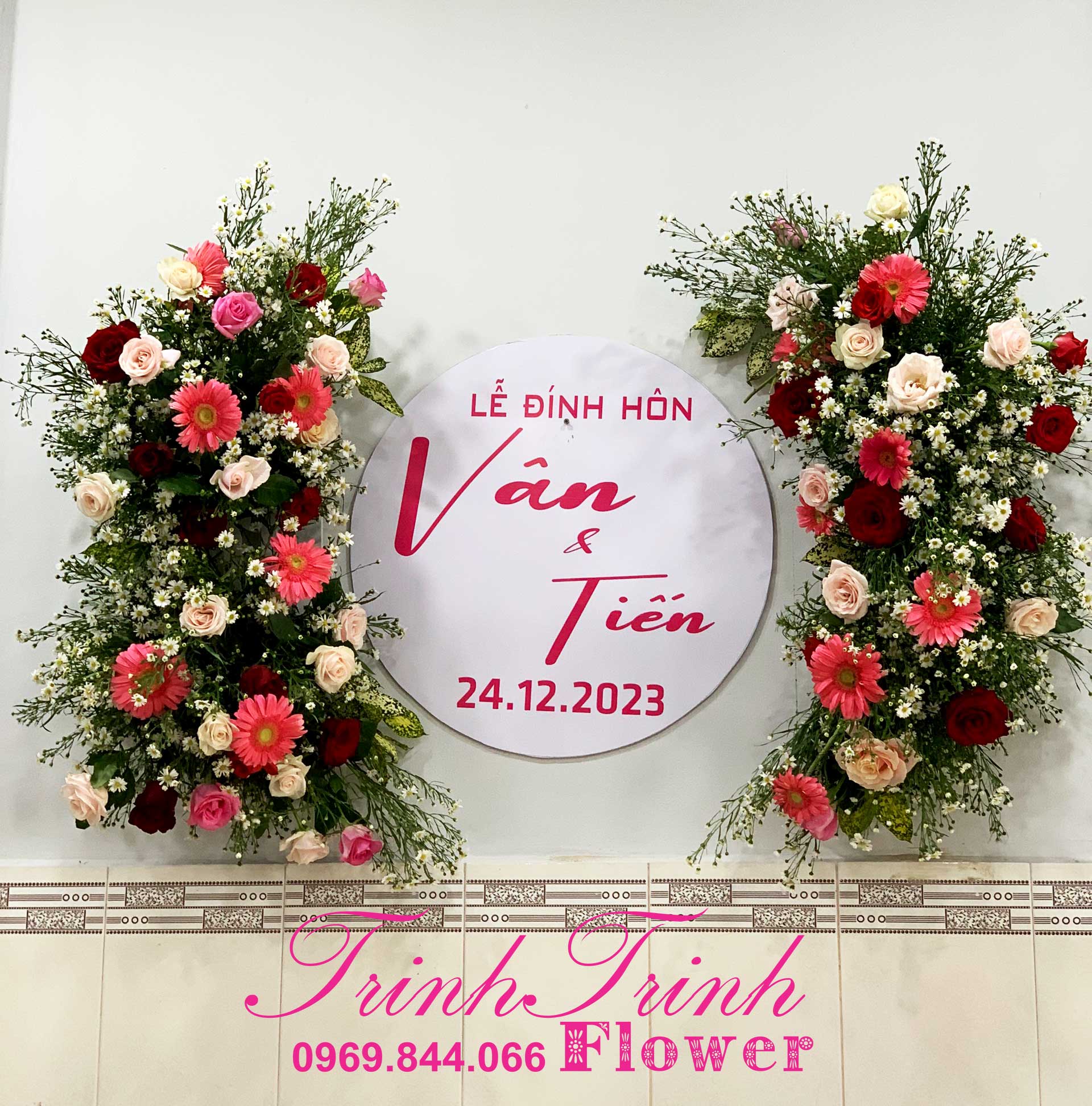 Trang-Tri-Hoa-Dam-Cuoi-Tan-An-Long-An-001 (4) Trang Trí Hoa Đám Cưới, Hoa Để Bàn Đám Cưới, Cổng Hoa Cưới Tân An Long An 001D