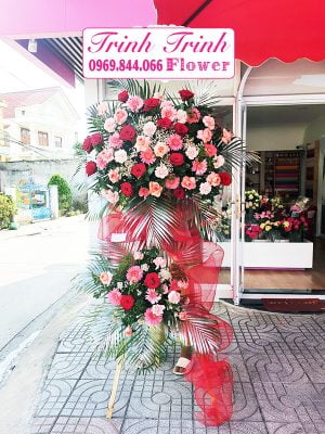 Lẵng hoa chúc mừng shop hoa tươi Tân An - Long An của shop hoa tươi Trinh Trinh LCM-037