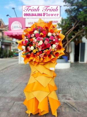 Lẵng hoa chúc mừng khai trương, chúc mừng hội nghị, chúc mừng tân gia của shop hoa tươi Trinh Trinh - Shop hoa tươi Tân An - Long An LCM-045