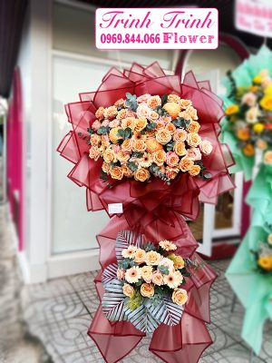 Lẵng hoa chúc mừng của shop hoa tươi Trinh Trinh - Shop hoa tươi Tân An, Long An LCM-056