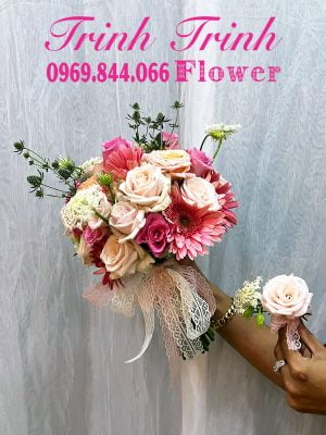 Bó hoa cưới, bóa hoa hoa cầm tay cô dâu của shop hoa tươi Trinh Trinh - Cửa hàng hoa tươi Tân An, Long An BHC-021