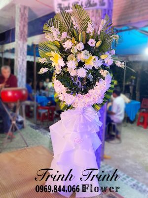 Lẵng hoa tang, lẵng hoa viếng đám ma, lẵng hoa chia buồn của shop hoa tươi ở Tân An, Long An - Hoa tươi Trinh Trinh LHT-002