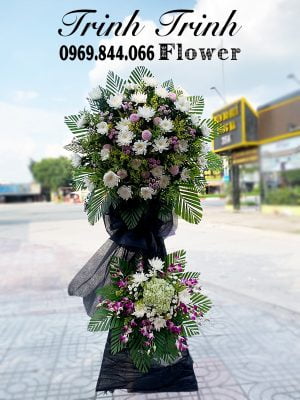 Lẵng hoa tang, lẵng hoa chia buồn, lẵng hoa viếng đám ma của shop hoa tươi Trinh Trinh - Shop hoa tươi Tân An - Long An LHT-083
