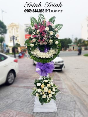 Lẵng hoa tang, lẵng hoa viếng đám ma, lẵng hoa chia buồn của shop hoa tươi Tân An - Long An - Hoa tươi Trinh Trinh LHT-093