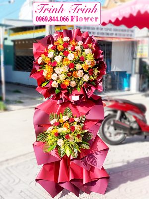 Lẵng hoa chúc mừng, lẵng hoa khai trương của shop hoa tươi Trinh Trinh - Shop hoa tươi Tân An, Long An LCM-077