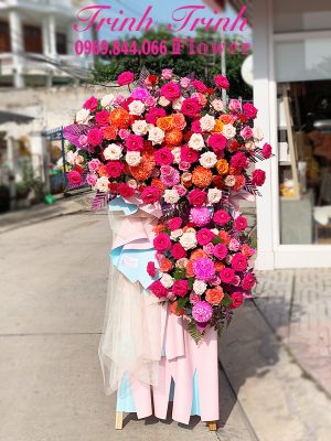 Lẵng hoa chúc mừng, lẵng hoa khai trương của shop hoa tươi Trinh Trinh - Shop hoa tươi Tân An, Long An LCM-089