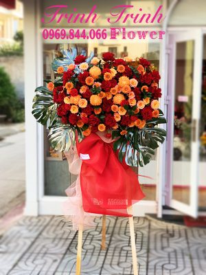 Lẵng hoa chúc mừng, lẵng hoa khai trương của shop hoa tươi Trinh Trinh - Shop hoa tươi Tân An, Long An LCM-096