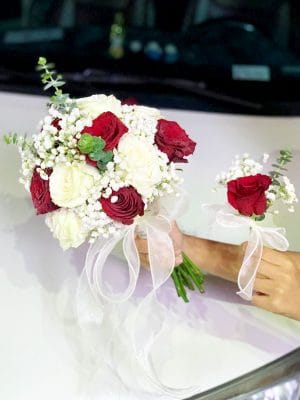 Bó hoa cưới cầm tay cô dâu đẹp của shop hoa tươi Tân An - Trinh Trinh Flower BHC-031