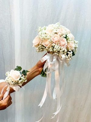 Bó hoa cưới cầm tay cô dâu đẹp của shop hoa tươi Tân An - Trinh Trinh Flower BHC-035