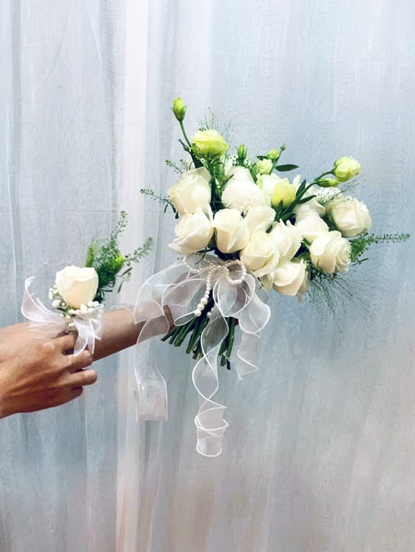 Bó Hoa Cưới Cầm Tay Cô Dâu Đẹp Của Shop Hoa Tươi Tân An - Trinh Trinh Flower Bhc-036