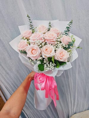 Bó hoa tươi, bó hoa hồng kem, bó hoa hồng nhạt, bó hoa chúc mừng của shop hoa tươi Tân An, Long An | tỉnh Tây Ninh BHT-105