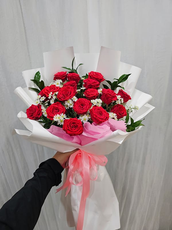 Bó Hoa Tươi, Bó Hoa Hồng Đỏ, Bó Hoa Chúc Mừng Của Shop Hoa Tươi Tân An, Long An | Tỉnh Tây Ninh Bht-111