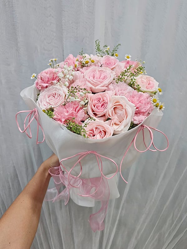 Bó Hoa Tươi Tông Màu Hồng, Bó Hoa Kiểu Tròn, Bó Hoa Sinh Nhật, Bó Hoa Tặng Nữ, Bó Hoa Chúc Mừng Của Shop Hoa Tươi Tân An, Long An | Tỉnh Tây Ninh Bht-116