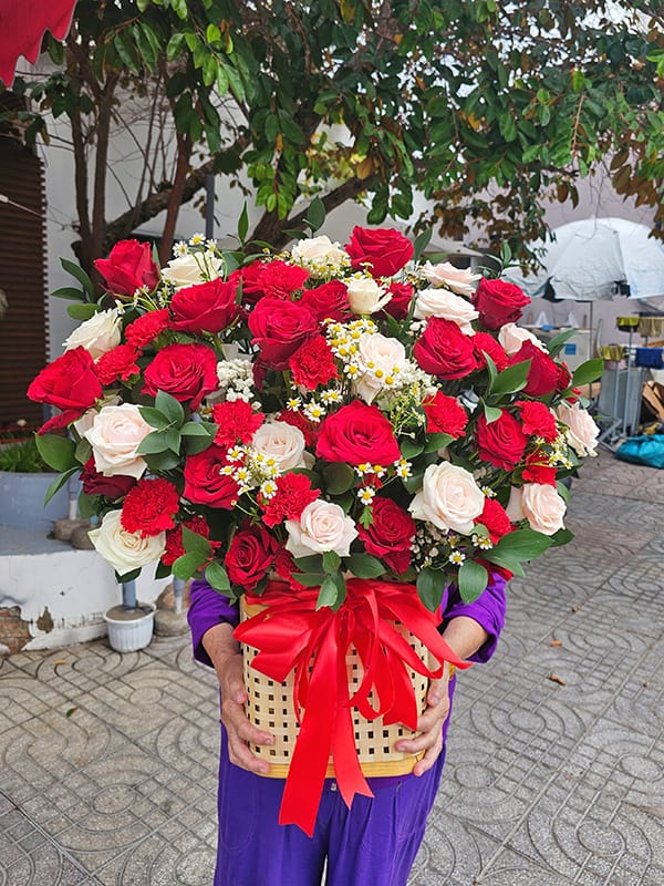Giỏ Hoa Đẹp, Giỏ Hoa Khai Trương, Giỏ Hoa Chúc Mừng, Giỏ Hoa Sinh Nhật Của Shop Hoa Tươi Tiệm Hoa Tươi Tân An, Long An | Tây Ninh Gcm-114