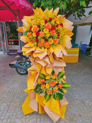 Lẵng hoa đẹp, lẵng hoa chúc mừng, lẵng hoa khai trương, kệ hoa khai trương của shop hoa tươi Tân An - Long An | Tây Ninh LCM 109