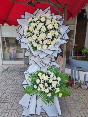 Lẵng hoa tang, lẵng hoa viếng đám ma, lẵng hoa chia buồn của shop hoa tươi Tân An - Long An | tỉnh Tây Ninh LHT-111